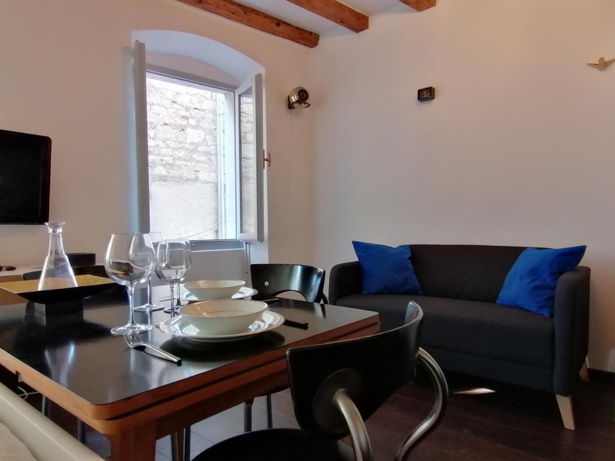 Glamour Apartment Sea View روفينج المظهر الخارجي الصورة
