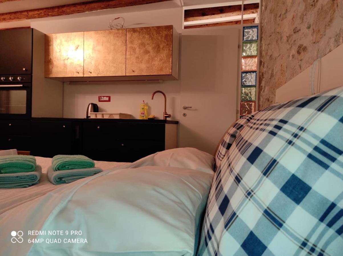 Glamour Apartment Sea View روفينج المظهر الخارجي الصورة